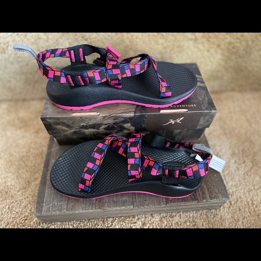 Chaco Sandals Girls